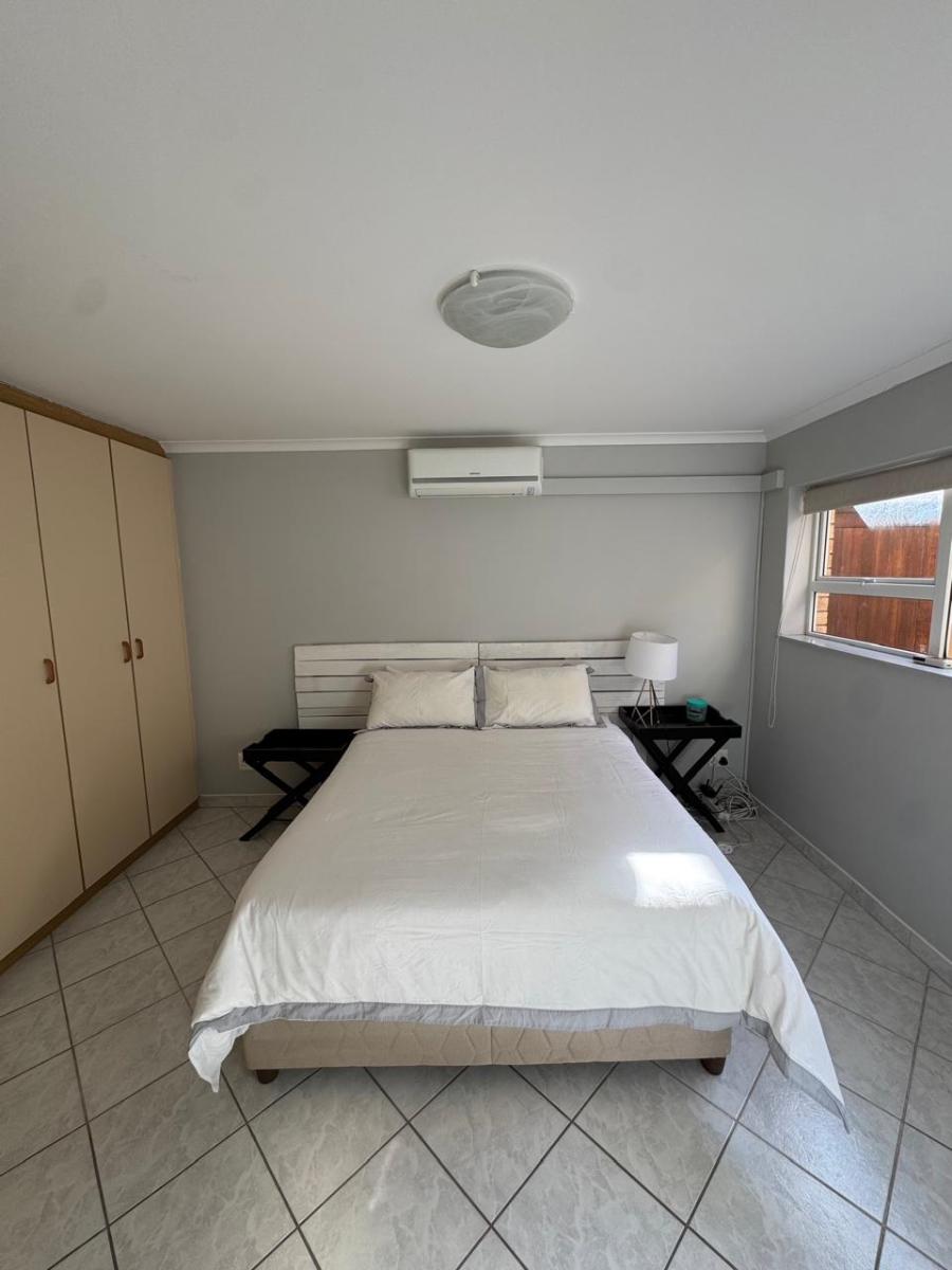 6 Bedroom Property for Sale in Aston Bay Eastern Cape